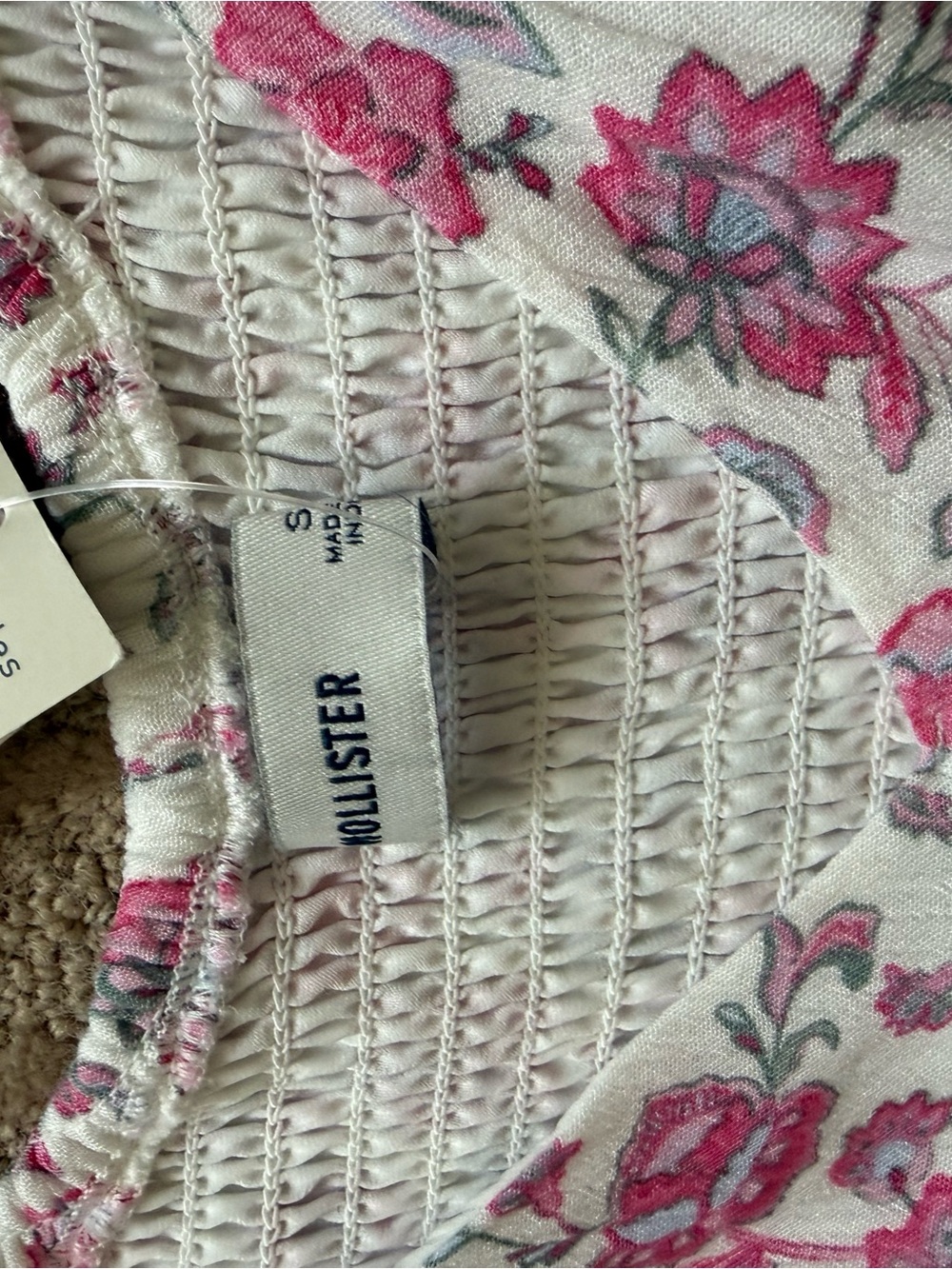 NWT Hollister White Dress with Pink Floral Print - Picture 2 of 6